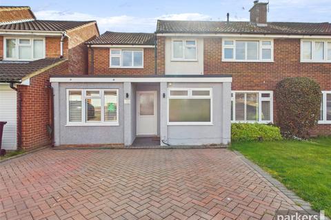 56 Caldbeck Drive, Woodley, Reading, RG5 4JX