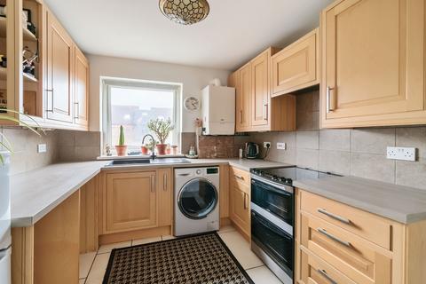 3 bedroom flat for sale, Horse Sands Close, Hampshire PO4
