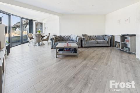 undefined, Heron Drive, Langley, Berkshire, SL3