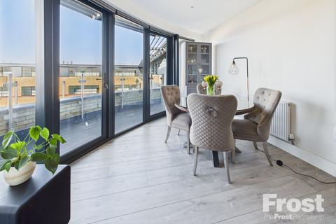 undefined, Heron Drive, Langley, Berkshire, SL3