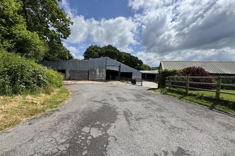 4 bedroom detached house for sale, Heol Ddu, Ammanford