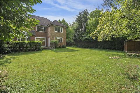 114 Copthall Road West, Uxbridge, UB10 8HT
