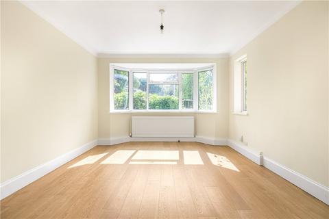 114 Copthall Road West, Uxbridge, UB10 8HT