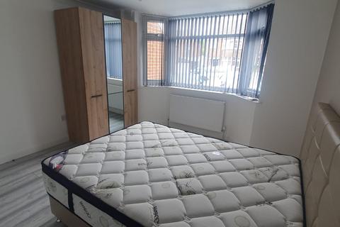 undefined, Meyrick Avenue, Room 2, Luton, Bedfordshire