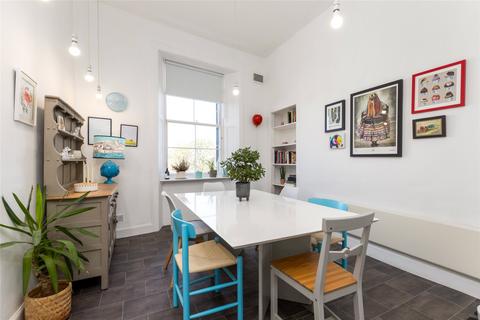 3f1, 11 Eyre Crescent, Edinburgh, EH3 5ET