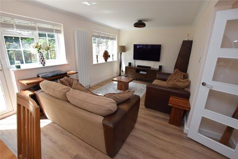 3 bedroom house for sale, Sidlaws Road, Hampshire GU14