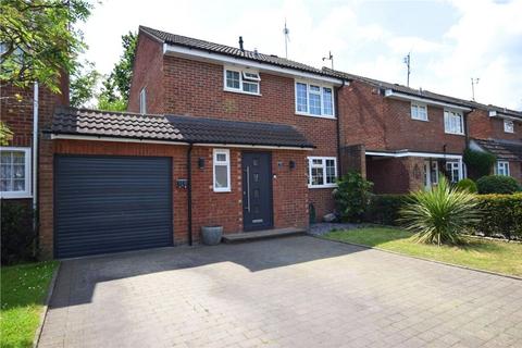 Sidlaws Road, Hampshire GU14