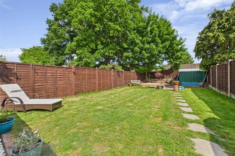 40 Cobbles Crescent, Crawley, RH10 8HA