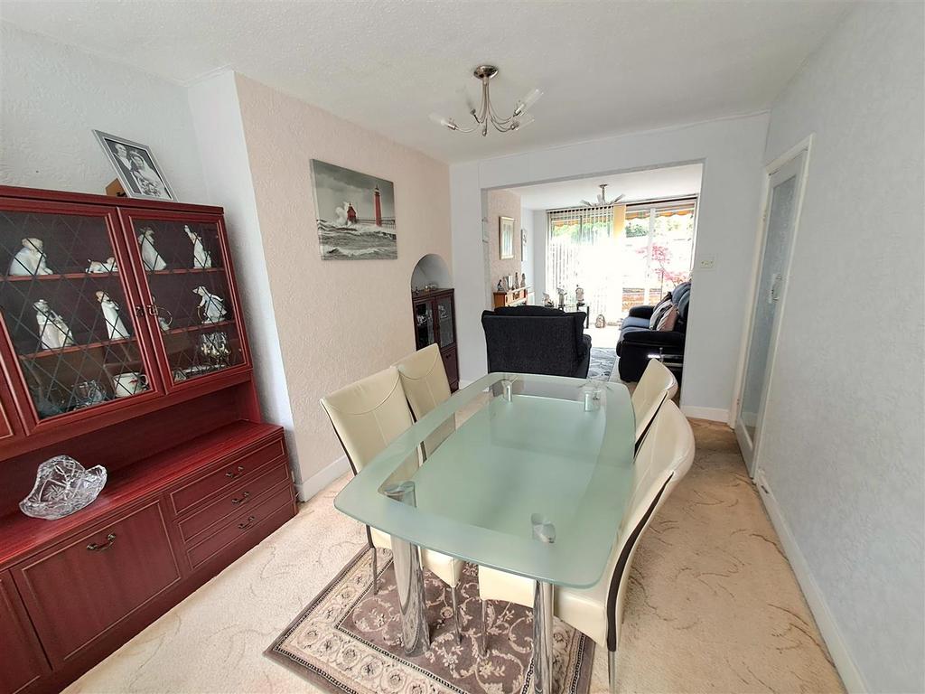 Through Lounge/Diner