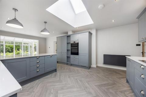 undefined, Southam Lane, Southam, Cheltenham