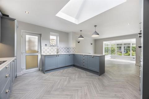 undefined, Southam Lane, Southam, Cheltenham
