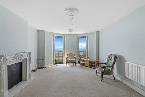 2 bedroom flat for sale, Marine Parade, Worthing, West Sussex, BN11