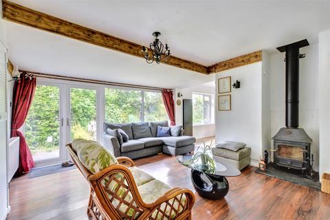 5 bedroom detached bungalow for sale, Hempshill Lane, Nottingham