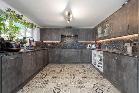5 bedroom detached house for sale, Washway Road, Sale, Greater Manchester, M33
