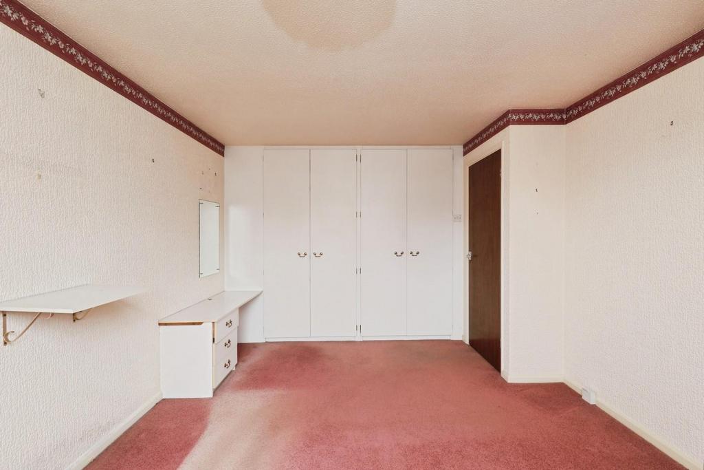 Bedroom no.1