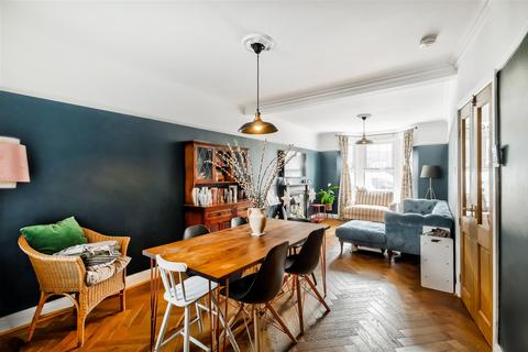 4 bedroom house for sale, Cheneys Road, Leytonstone