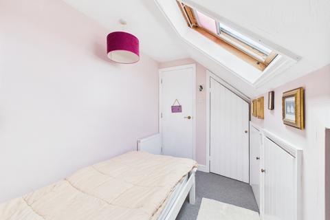 19 Motspur Drive, Northampton, NN2 6LY