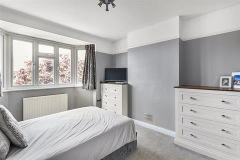 47 Templecombe Way, Morden, SM4 4JF