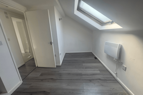 Studio to rent, Croydon CR0