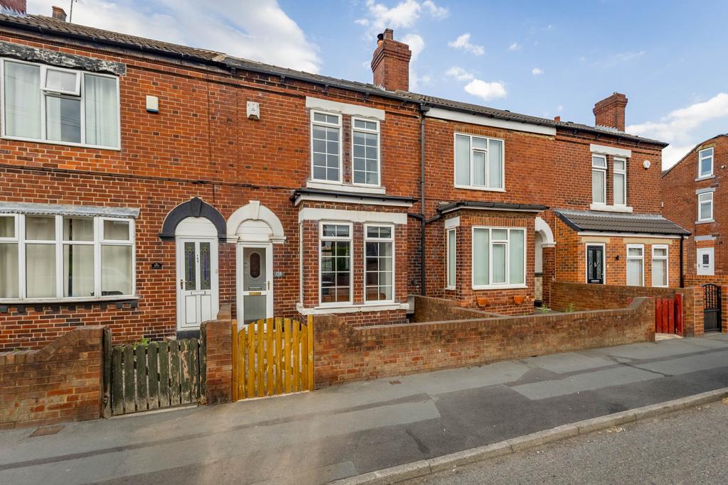 2 Bedroom Terraced Property