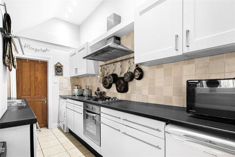 2, Fairview Beehive Road, Binfield, Bracknell, RG12 8TS