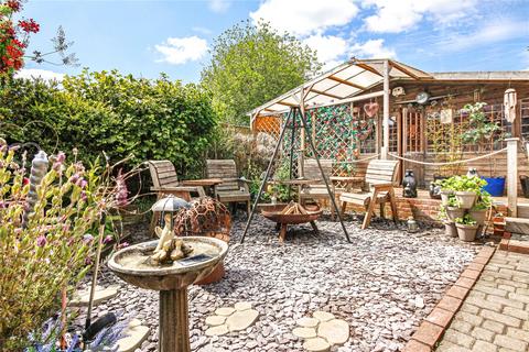 2, Fairview Beehive Road, Binfield, Bracknell, RG12 8TS