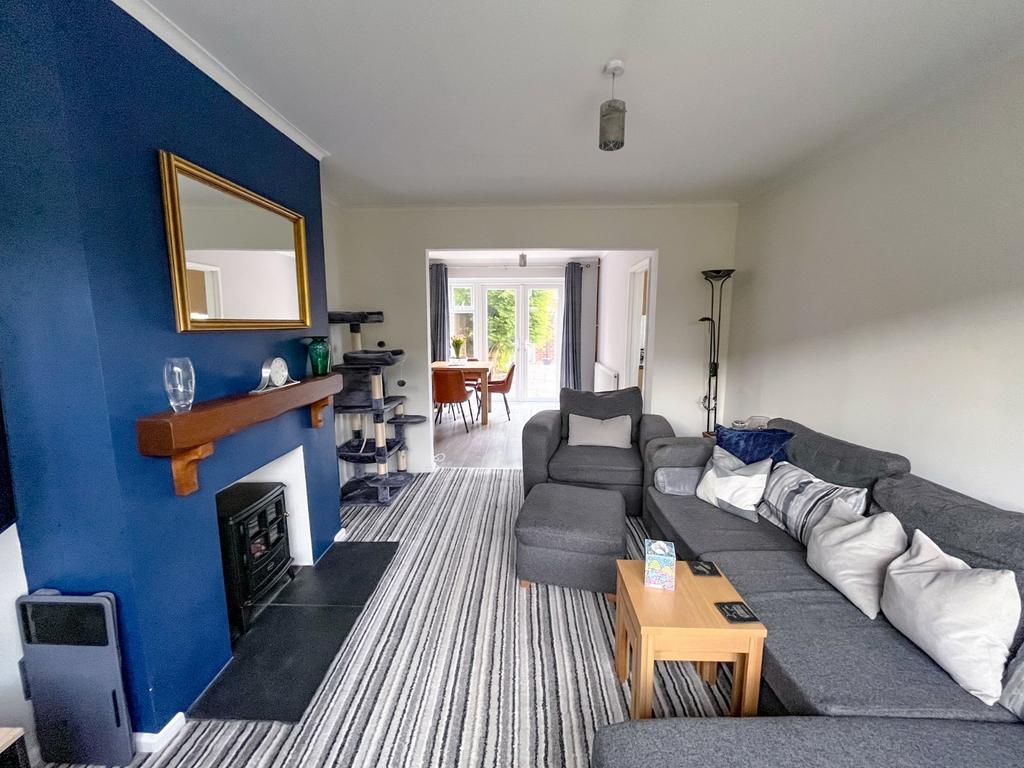 Living/Dining Room