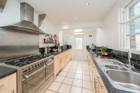 undefined, Napier Road, Old Isleworth TW7