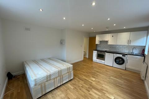 1 bedroom flat to rent, Crouch Hill, Finsbury Park, N4