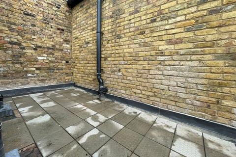 1 bedroom flat to rent, Crouch Hill, Finsbury Park, N4