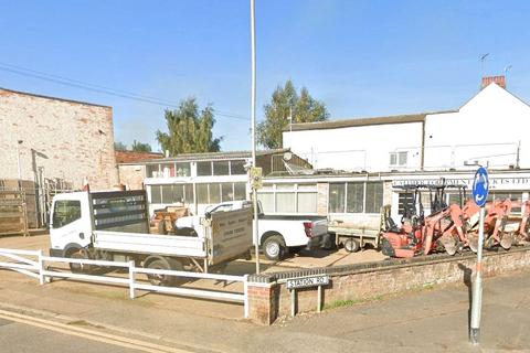 Retail property (high street) to rent, Station Road, Burton Latimer, KETTERING, Northamptonshire, NN15