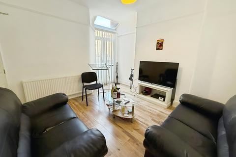 3 bedroom terraced house to rent, Dronfield Road, Salford, Greater Manchester, M6