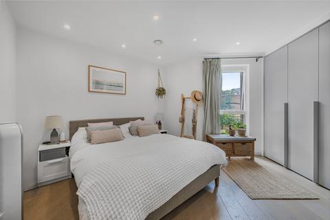 2 bedroom flat for sale, New North Road, Hoxton, London