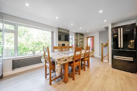 18 Coates Close, Basingstoke, RG22 4EE