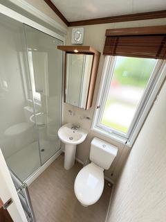 2 bedroom lodge for sale, Dog lane Tarporley