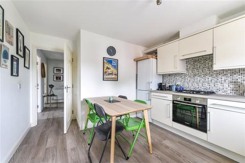 9 Luker Drive, Petersfield, GU31 4SN
