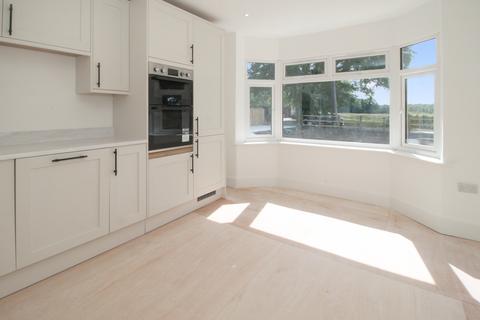 4 bedroom detached bungalow for sale, Ingoldfield Lane, Newtown