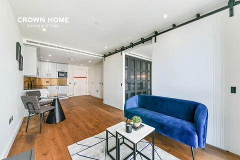 1 bedroom apartment to rent, 1 Emery Way, London E1W