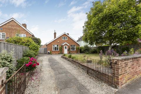 4 bedroom detached bungalow for sale, Charlton Road, Wantage, OX12