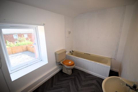 1 bedroom terraced house to rent, 8 Garden St, Edentown, CA3