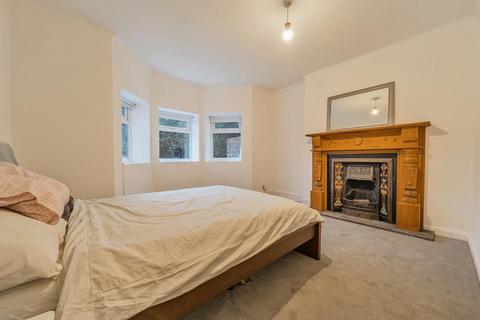 3 bedroom flat to rent, Wallbutton Road, Brockley, London, SE4