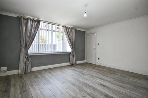 48 Grimscott Close, Bransholme, Hull, HU7 4ET