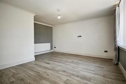 48 Grimscott Close, Bransholme, Hull, HU7 4ET