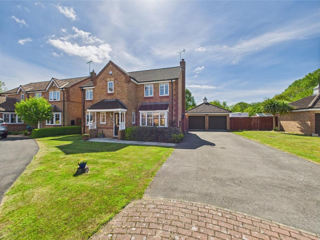 4 Bedroom Detached House - For Sale