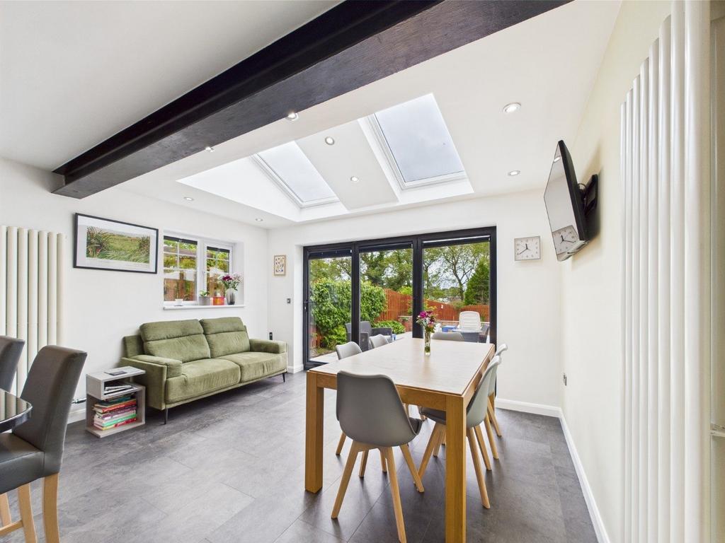 Open Plan Kitchen/Dining/Sun Room