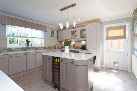 undefined, 6 Silverbirch Gardens Quarter, Hamilton, ML3 7YN