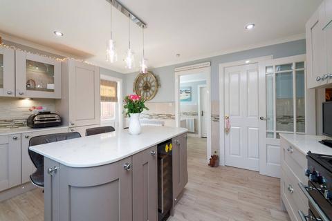 undefined, 6 Silverbirch Gardens Quarter, Hamilton, ML3 7YN