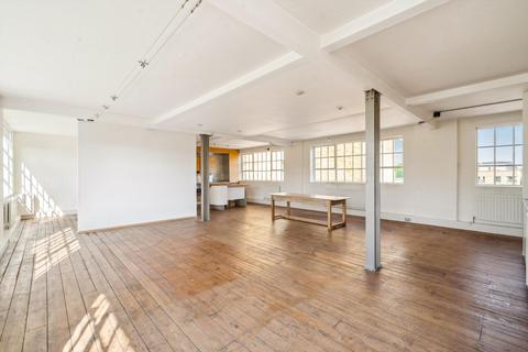 2 bedroom apartment for sale, Princelet Street, London, E1
