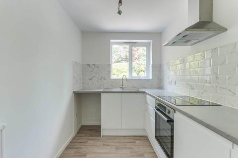 1 bedroom apartment for sale, King James Way, Royston,