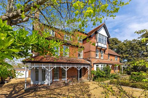 6 bedroom link detached house for sale, Albany Road, St. Leonards-on-Sea, East Sussex, TN38